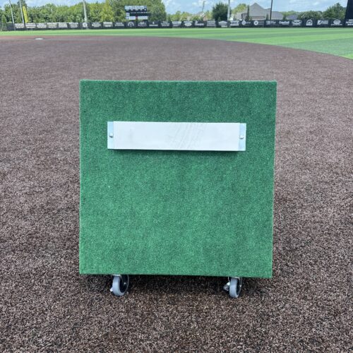 6 Inch Portable Pitching Mound Front View 6 Inch Portable Pitching Mound Front View
