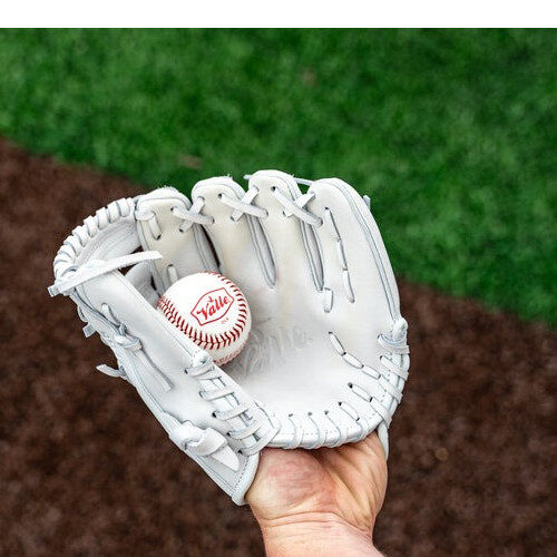 Valle Small Training Balls in Glove Valle Small Training Balls in Glove