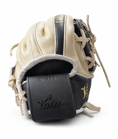 Black Leather Moisture Wicking Black Leather Moisture Wicking